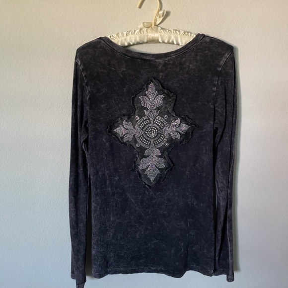 Vocal girl shirt, size:s,excellent condition . - Picture 2 of 2